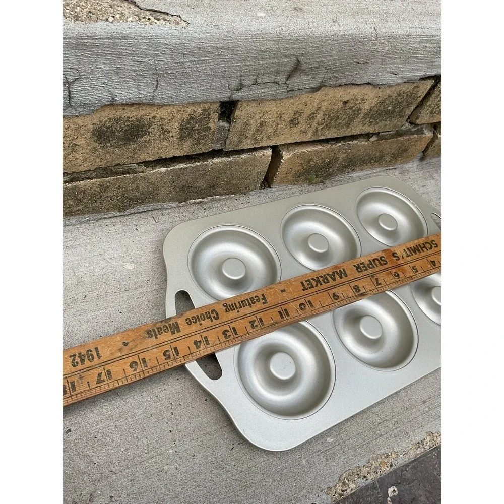 Nordic Ware 6 Cavity Holes Nonstick Steel Donut Pan Excellent Yummy Baking Food